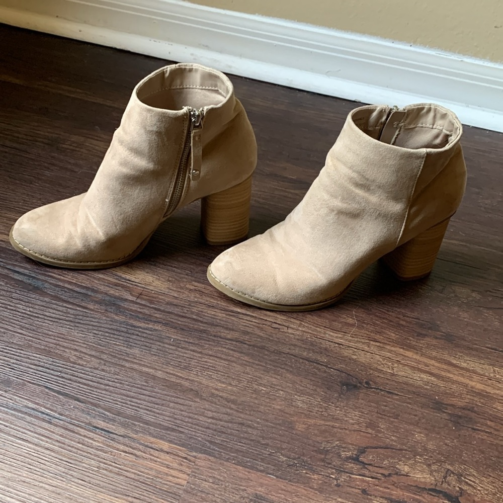 Cream booties - Picture 3 of 6